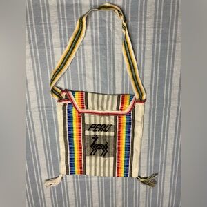 💛TODAY***$19***Vintage woven shoulder bag from Peru.